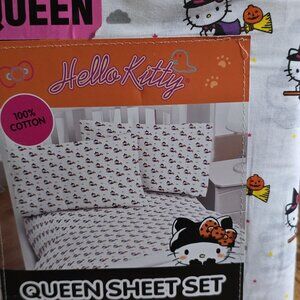 Hello Kitty Halloween Sheets- Queen